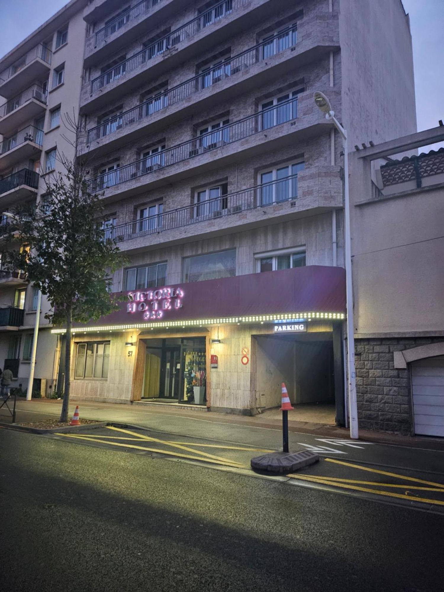 Hotel Victoria 3*