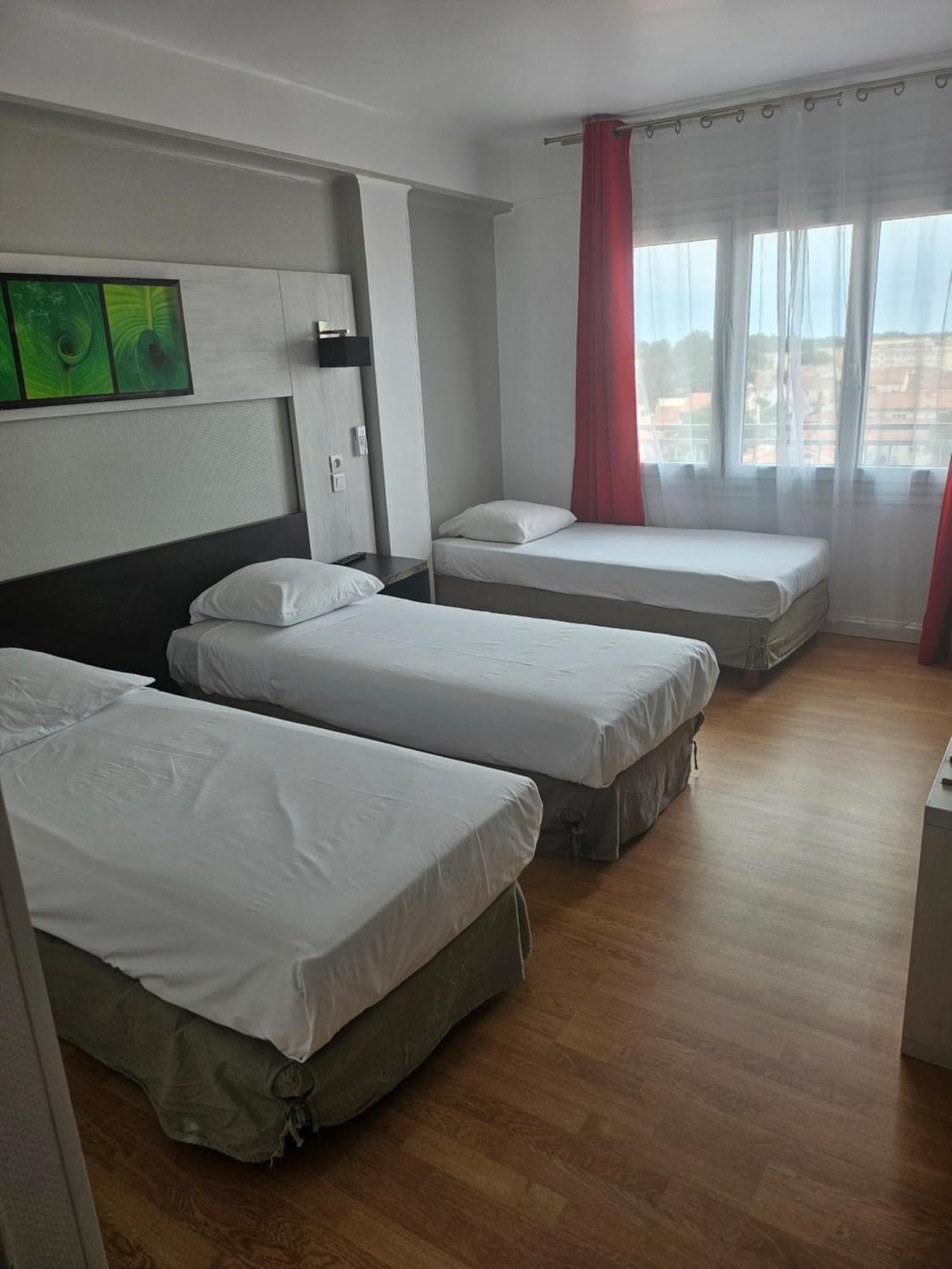 Victoria Hotel